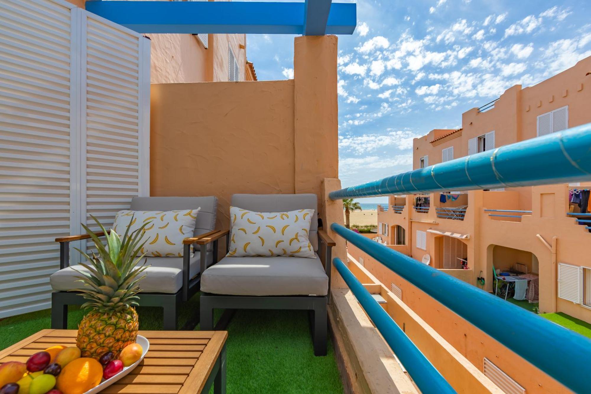 Beachfront, Pool, Terrace, Garage & Fibre Internet Tarifa Exteriör bild